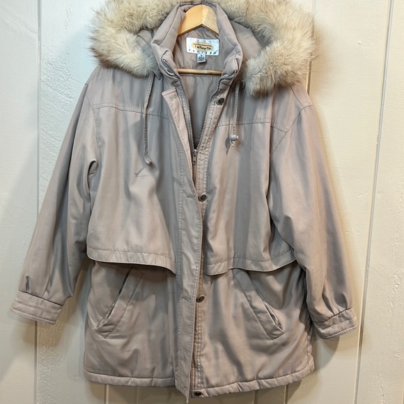 Talbots Fully Lined Jacket w Fur lined hood light tan - Picture 1 of 9